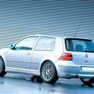 Maxton stražnji difuzor za VW GOLF 4 25'TH ANNIVERSARY LOOK (with exhaust hole)