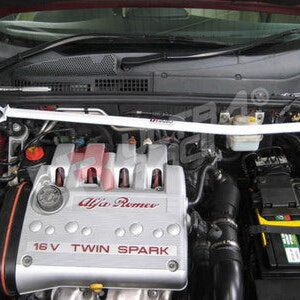Ultra Racing prednja gornja opornica amortizera za Alfa Romeo 147 I